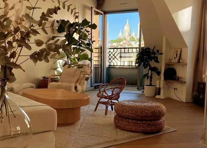 Beautiful Kids Friendly Apartment With Montmartre View